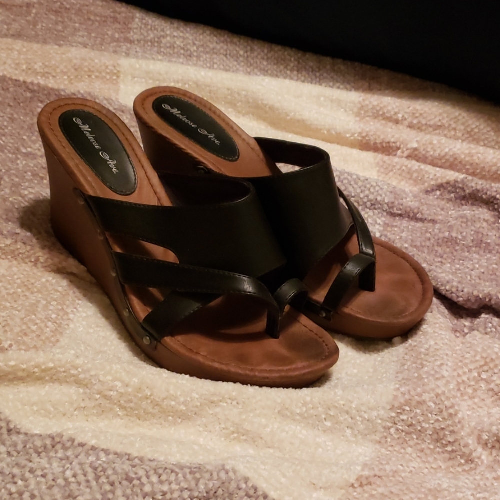 Wedge sandals